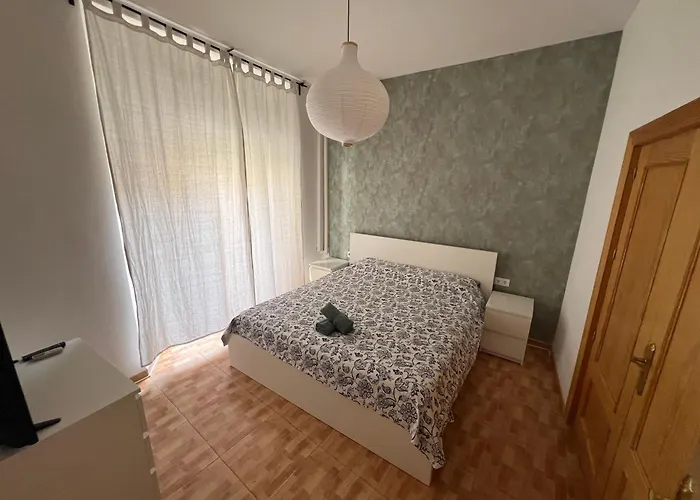 3 Bedrooms Appartement *