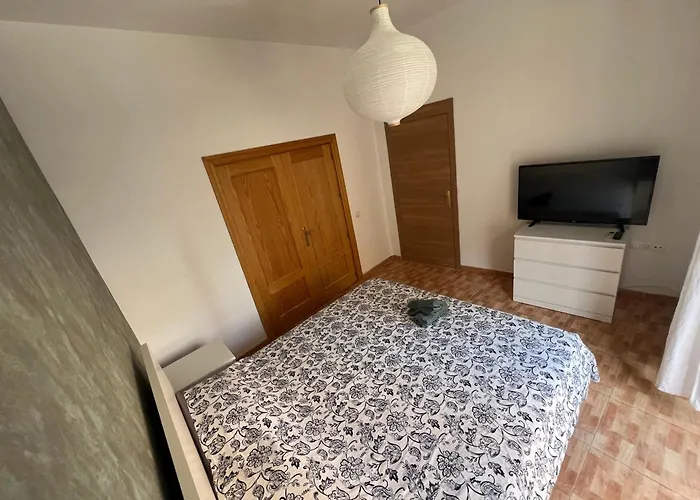 3 Bedrooms *