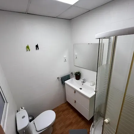 3 Bedrooms *